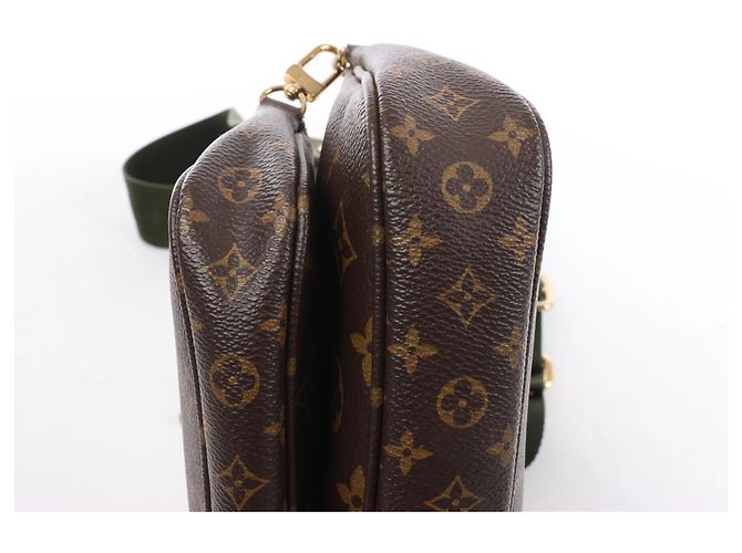 Borsa a tracolla Louis Vuitton Multi Pochette Accessoires Monogram in marrone M44813 - vista 11