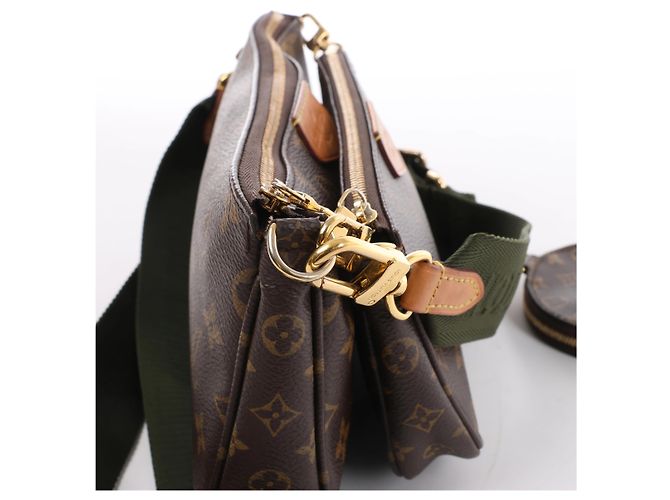 Borsa a tracolla Louis Vuitton Multi Pochette Accessoires Monogram in marrone M44813 - vista 4