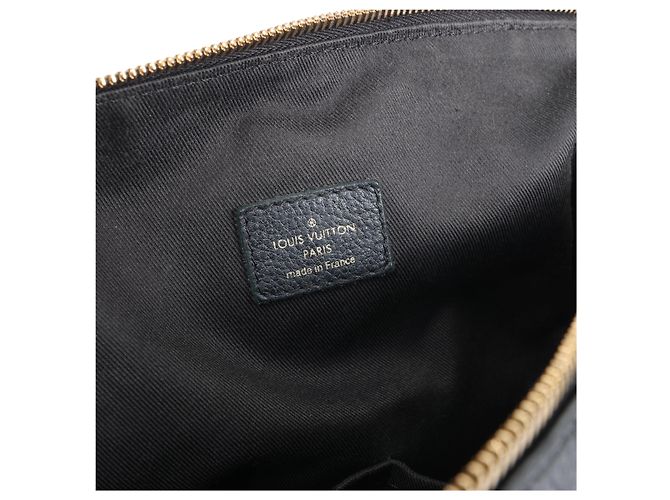 Borsa a tracolla Louis Vuitton Pontheiu Monogram Empreinte in Black M43719 - vista 13
