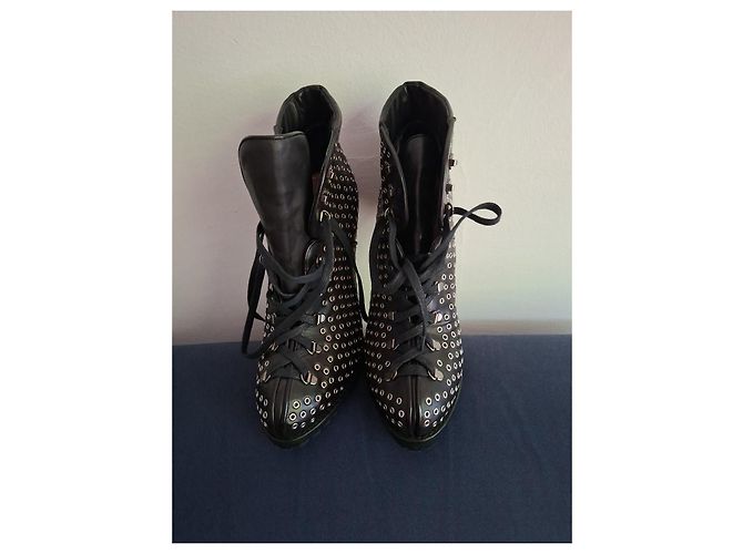 Alaïa Studded black leather lace-up ankle boots - view 3