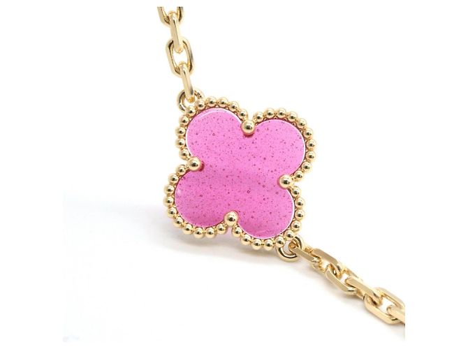 Bracciale charm Vintage Alhambra in smalto rosa Van Cleef & Arpels - vista 6