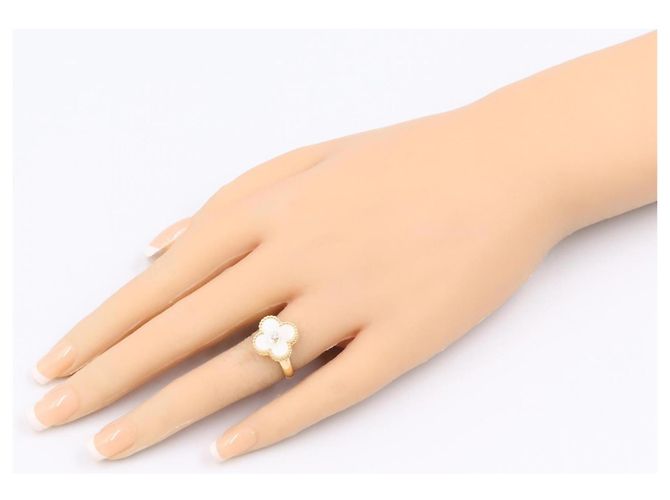Van Cleef & Arpels Vintage Alhambra Ring - view 8