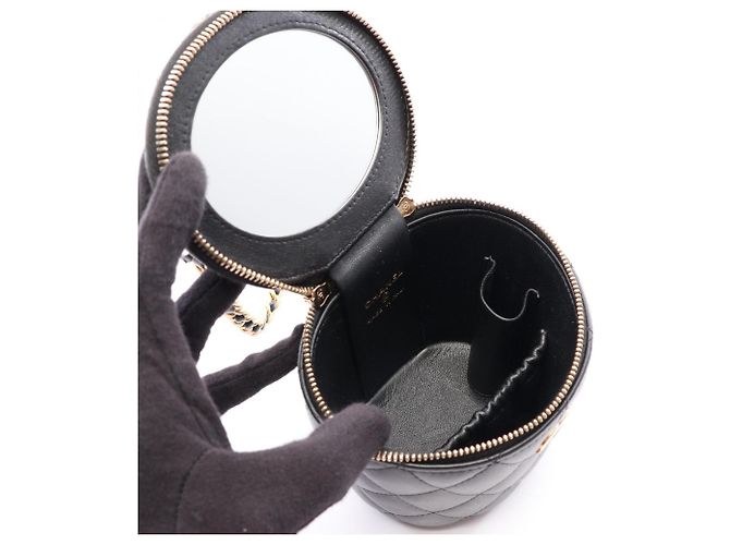 Chanel Matelassé Vanity Bag - Ansicht 3