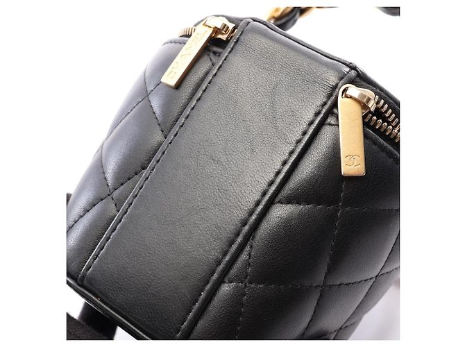 Chanel Matelassé Vanity Bag - Ansicht 9
