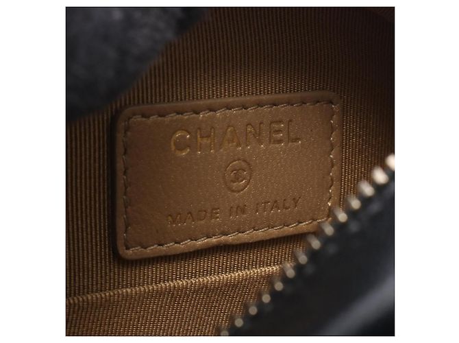 Bolsa de Ombro Mini Redonda Chanel Matelassé - vista 4