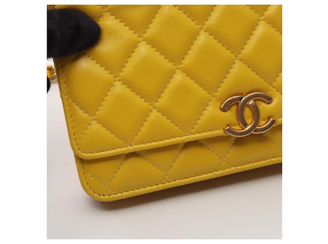 Chanel Matelassé Schultertasche Gelb - Ansicht 8