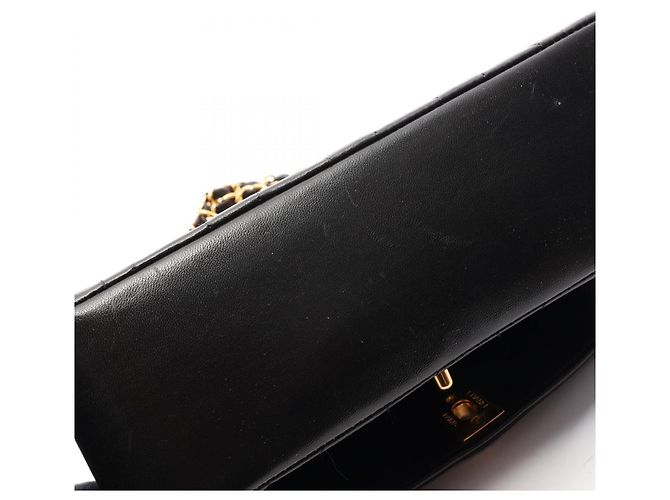 Chanel Matelassé Diana Flap Schultertasche - Ansicht 13
