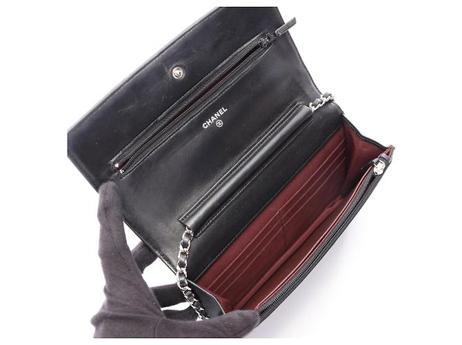 Timeless Chanel Matelassé Schultertasche aus schwarzem Lammleder - Ansicht 3