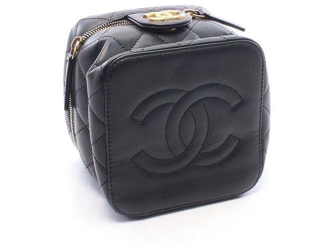 Vanity Bolsa de Ombro Chanel Matelassé - vista 7