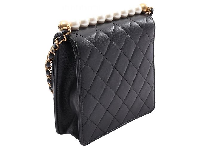 Borsa a tracolla Chanel Matelassé in pelle nera - vista 2