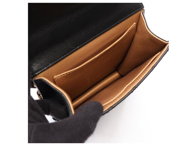 Borsa a tracolla Chanel Matelassé in pelle nera - vista 3