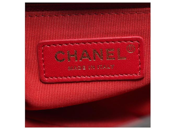 Borsa a tracolla Chanel Matelassé in pelle nera - vista 4