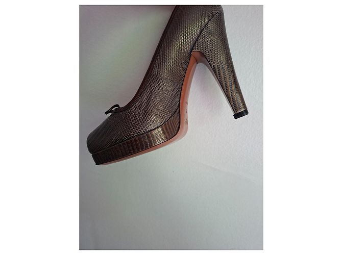 Alaïa Escarpins em Couro Castanho - vista 5