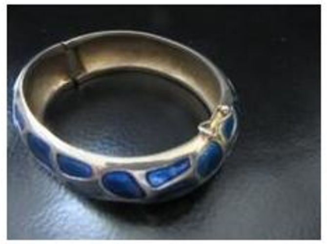 Autre Marque Trifari Armreif mit blauem Emaille - Ansicht 4