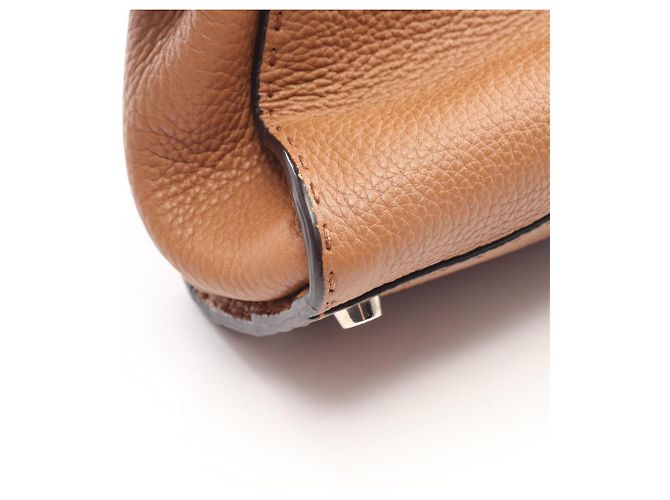 Sac à main Fendi Peekaboo Regular 2-Way - vue 5