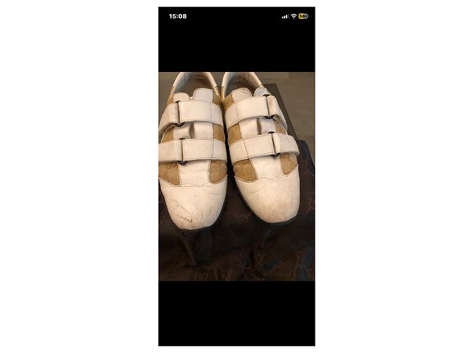 Gucci-Sneaker aus Monogramm-Canvas und Leder - Ansicht 10