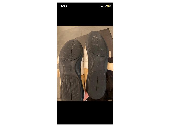 Gucci-Sneaker aus Monogramm-Canvas und Leder - Ansicht 9