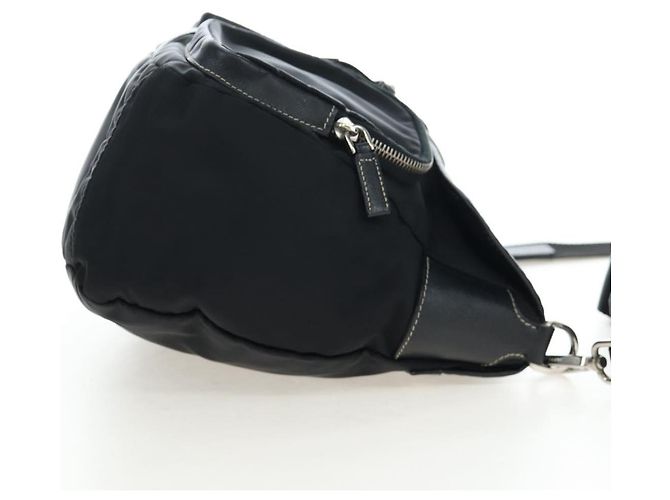 Prada Double Pocket Buckle Flap Tessuto and Leather Medium - vista 4