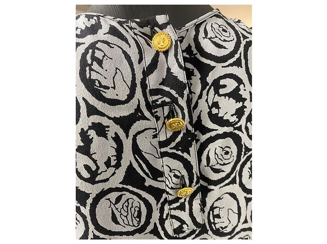 Timeless CHANEL Vintage Printed Silk Sleeveless Top – Black & Grey Monogram Camellia Pattern - view 4