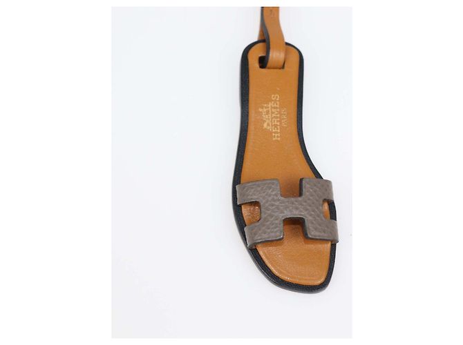 Hermès Hermes Etoupe, Naturel Leather Nano Oran Charm - Ansicht 2