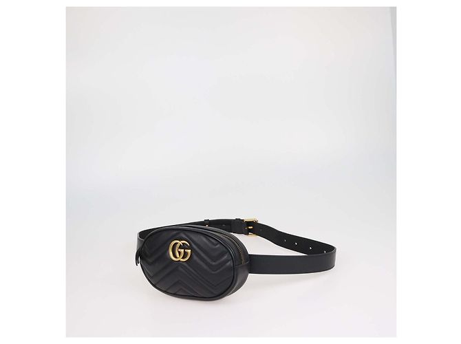 Borsetta cintura Mini GG Marmont in pelle matelassé nera Gucci - vista 2