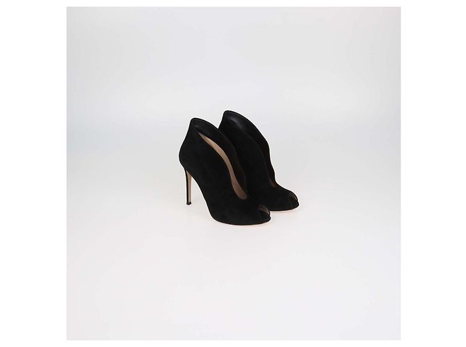 Stivaletti Peep Toe in camoscio nero Gianvito Rossi - vista 2