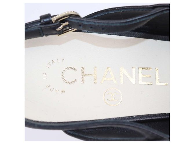 Sandali Slingback Caged Chanel in pelle nera con perle - vista 6