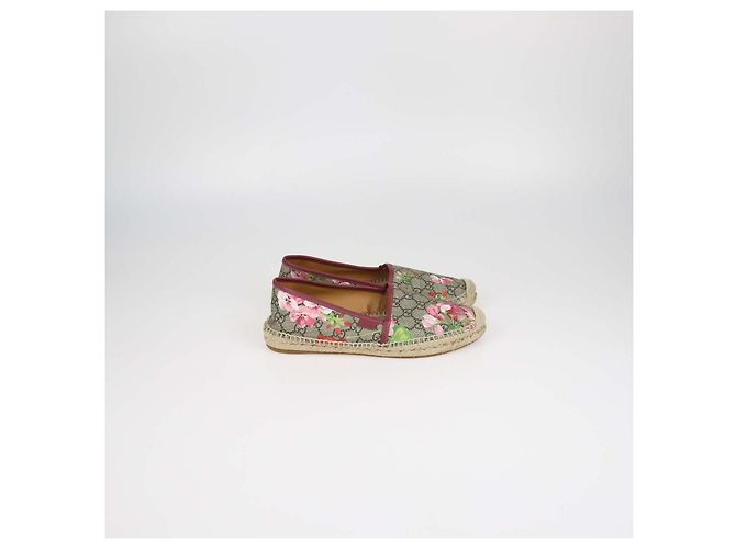 Gucci Espadrillas Basse Blooms in Tela GG Rosa e Beige - vista 3