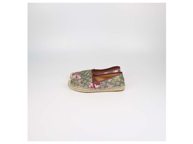 Gucci Espadrillas Basse Blooms in Tela GG Rosa e Beige - vista 4