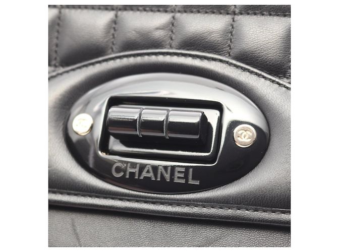 Borsa a tracolla Chanel Chocolate Bar 2.55 - vista 10
