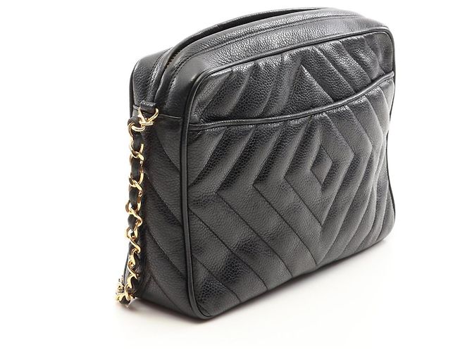 Timeless Bolsa de Ombro Chanel Diamond Stitch com Borla - vista 2