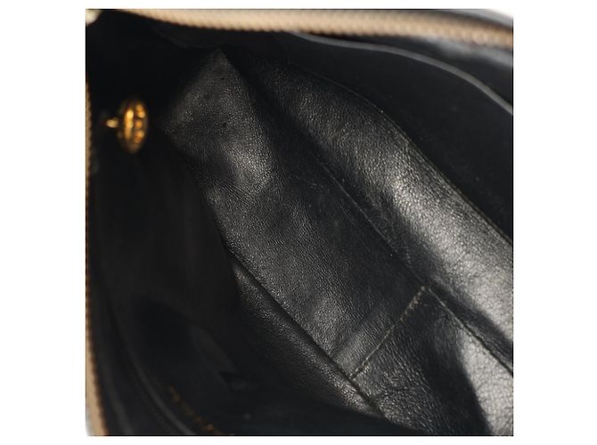 Timeless Bolsa de Ombro Chanel Diamond Stitch com Borla - vista 9