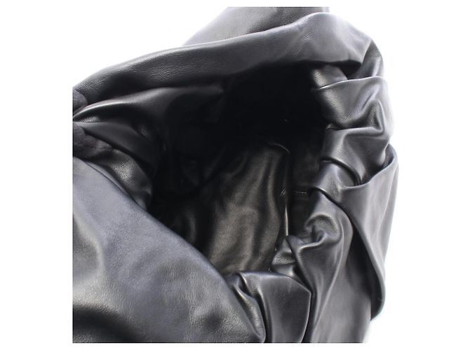 Borsa Shoulder Pouch Bottega Veneta in pelle nera - vista 3
