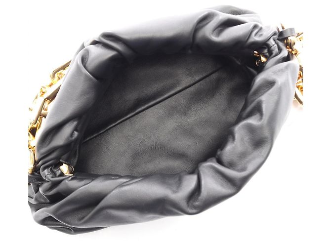 Bottega Veneta Borsa a mano pouch e borsa a tracolla in pelle nera - vista 3