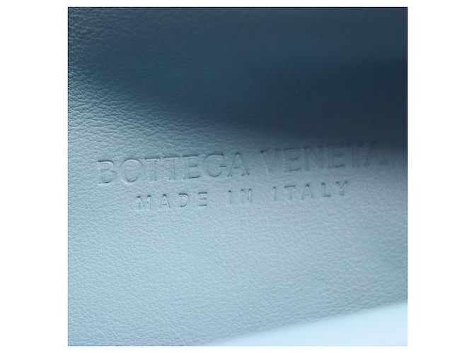 Bottega Veneta Triangle Handtasche aus Leder mit Klappe - Ansicht 4