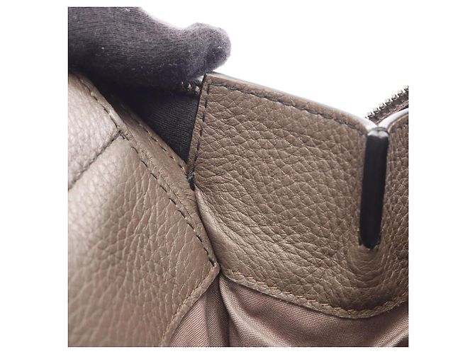 Bottega Veneta Sac à main/Porte-documents en cuir gris - vue 14