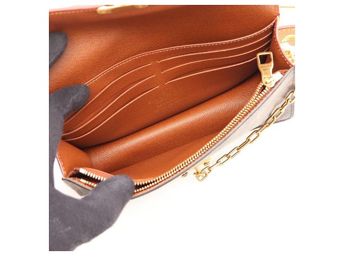 Louis Vuitton S-Lock Belt Pouch PM - view 3