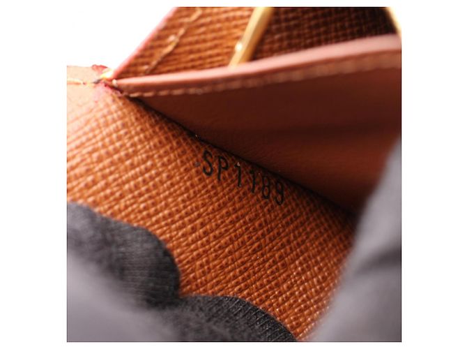 Louis Vuitton S-Lock Belt Pouch PM - view 6