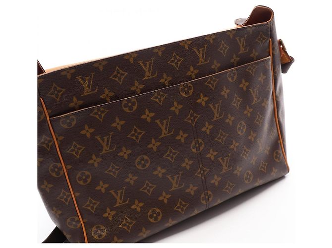 Sac à épaule Louis Vuitton Abesses - vue 13