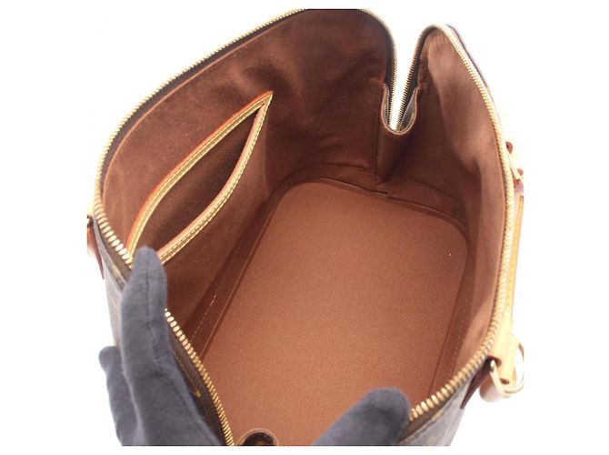 Sac à main Louis Vuitton Alma PM Monogram - vue 3