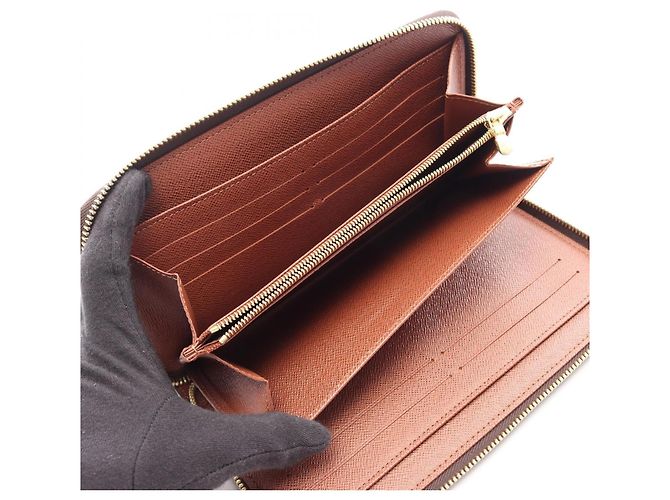 Louis Vuitton Zippy Organizer Long Wallet - view 4