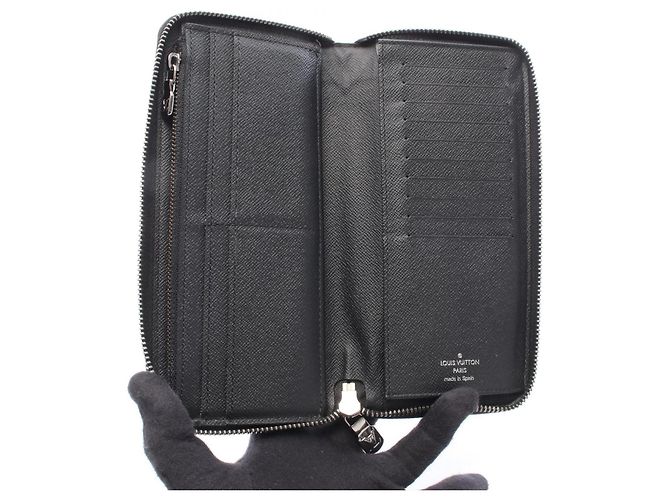 Billetera Zippy Louis Vuitton en Monogram Eclipse - vista 3