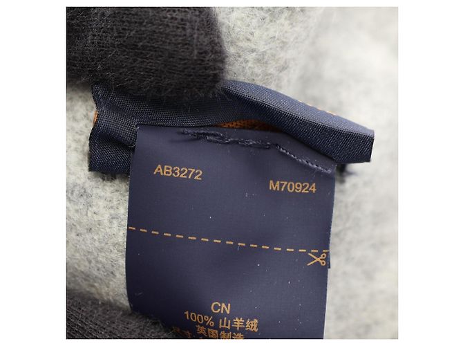 Louis Vuitton Echarpe LV Split Scarf - view 4