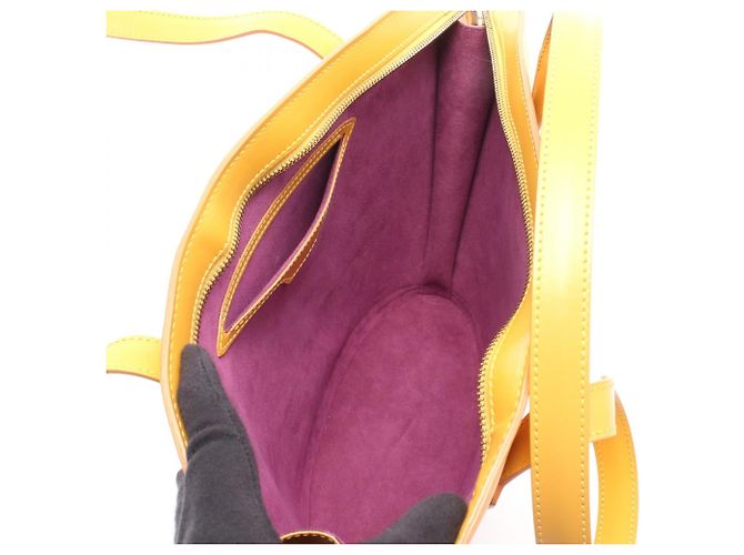 Sac à main Louis Vuitton Saint Jacques Epi Tassili - vue 3
