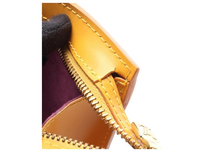 Sac à main Louis Vuitton Saint Jacques Epi Tassili - vue 7