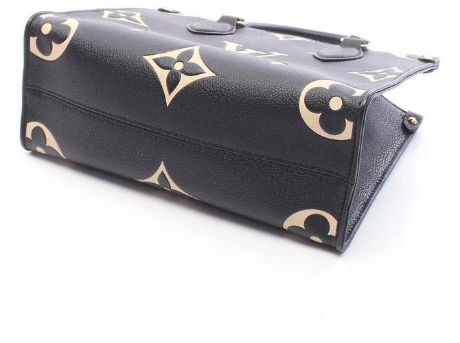 Sac à main 2-Way Louis Vuitton OnTheGo PM Bicolor - vue 8