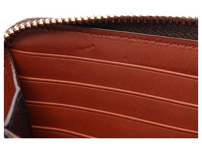 Yves Saint Laurent Paris Le Monogram Round Long Wallet - view 8