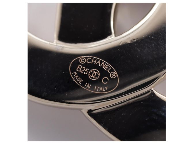 Pendientes Chanel B25C Coco Mark Logo chapados en oro - vista 3