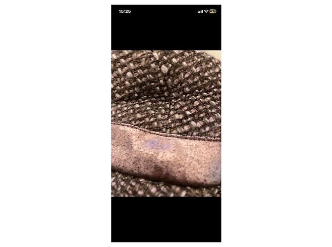 Cappello Patrizia Pepe in tweed marrone e beige con dettaglio in pelle - vista 2