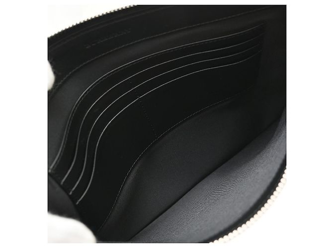 Clutch com zíper Burberry em couro - vista 3